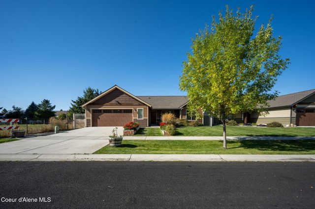 2229 N SOCKEYE DR, Post Falls, ID 83854