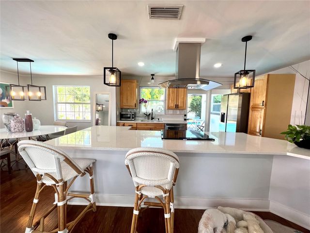 2066 DRUID PARK DRIVE N, Clearwater, FL 33764