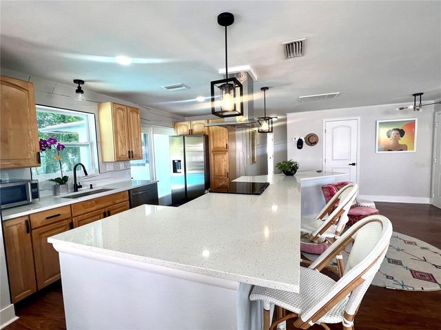 2066 DRUID PARK DRIVE N, Clearwater, FL 33764