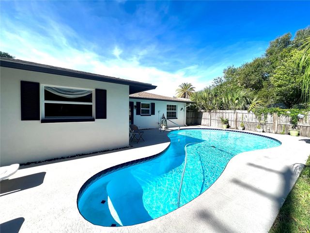 2066 DRUID PARK DRIVE N, Clearwater, FL 33764