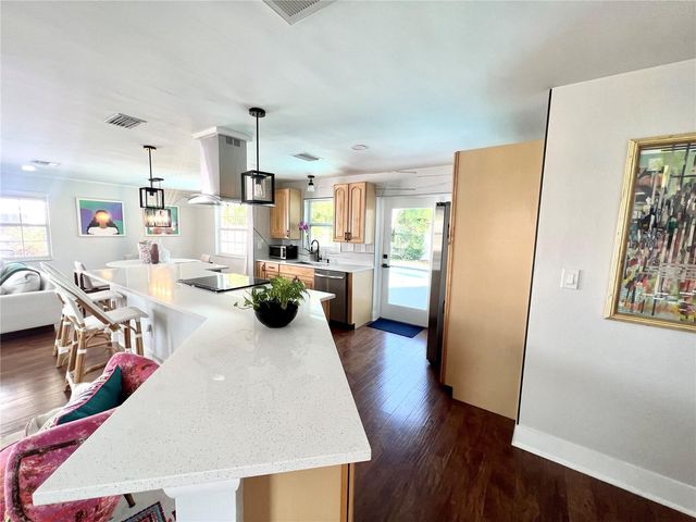 2066 DRUID PARK DRIVE N, Clearwater, FL 33764