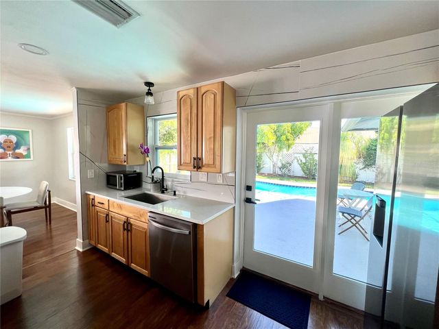 2066 DRUID PARK DRIVE N, Clearwater, FL 33764