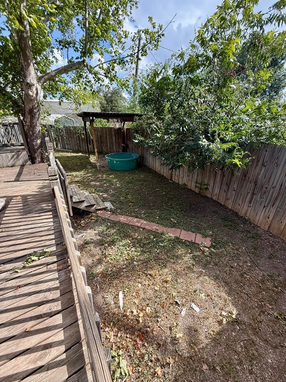 Image 14 of property listing at 107 Mesquite Drive, Ozona, TX 76943
