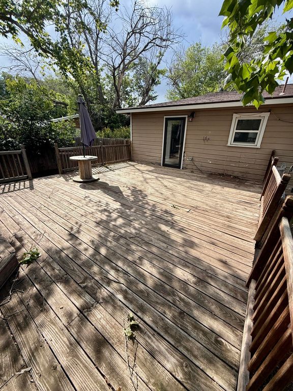 Image 15 of property listing at 107 Mesquite Drive, Ozona, TX 76943