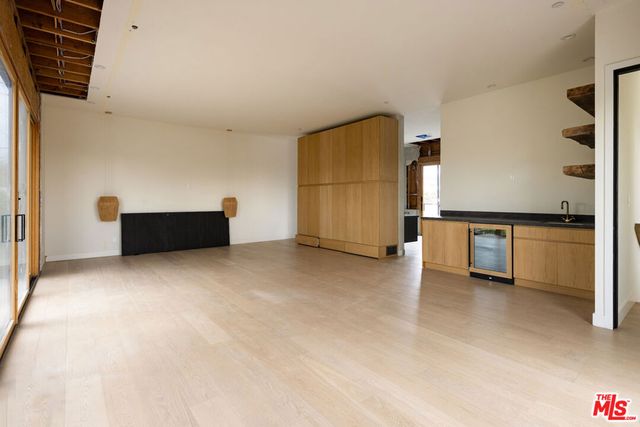5357 Brynhurst Avenue, Los Angeles, CA 90043
