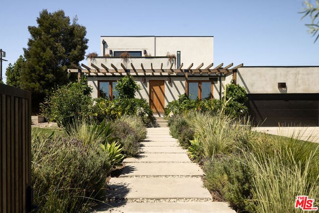 5357 Brynhurst Avenue, Los Angeles, CA 90043