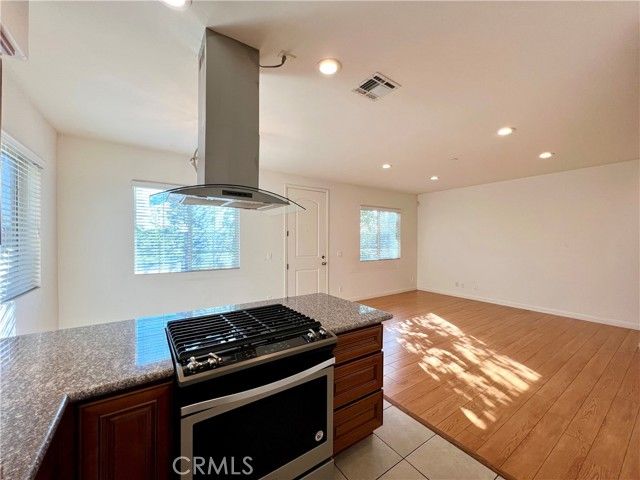 1672 E Harvard G, Ontario, CA 91764