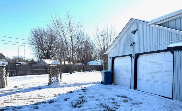 406 Oxford Street, Bay City, MI 48708