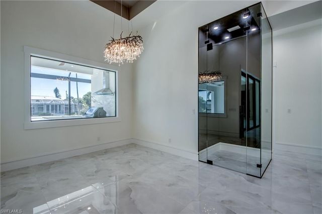 5254 Tamiami CT, Cape Coral, FL 33904