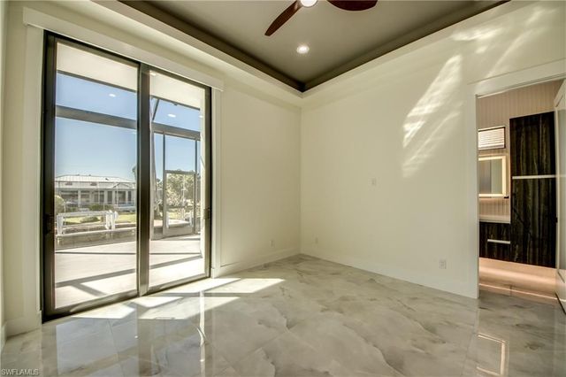 5254 Tamiami CT, Cape Coral, FL 33904