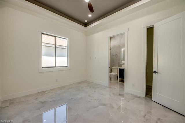 5254 Tamiami CT, Cape Coral, FL 33904