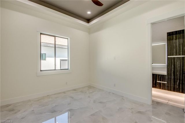 5254 Tamiami CT, Cape Coral, FL 33904