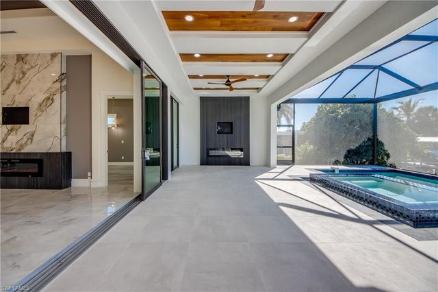 5254 Tamiami CT, Cape Coral, FL 33904