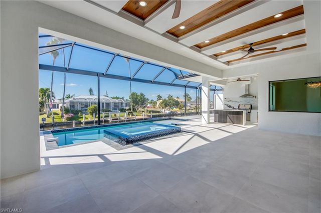 5254 Tamiami CT, Cape Coral, FL 33904