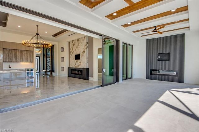 5254 Tamiami CT, Cape Coral, FL 33904