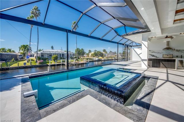 5254 Tamiami CT, Cape Coral, FL 33904