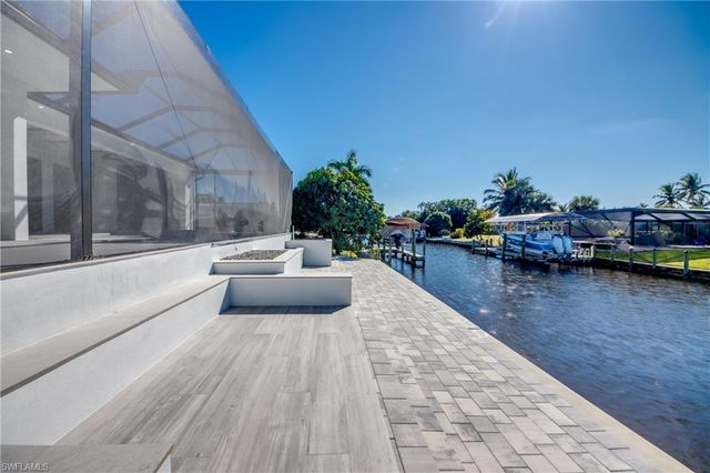 5254 Tamiami CT, Cape Coral, FL 33904