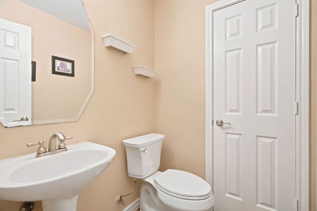 2703 Pottery Trail, Corinth, TX 76210