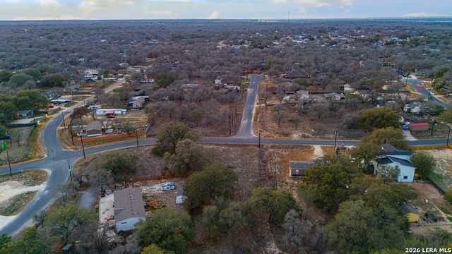 000 Copper Canyon, Elmendorf, TX 78112