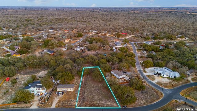 000 Copper Canyon, Elmendorf, TX 78112