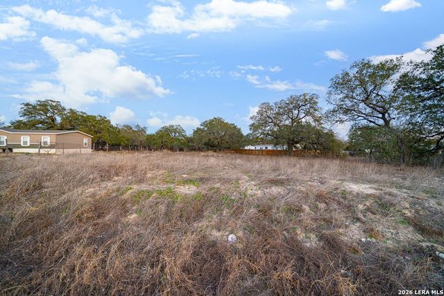 000 Copper Canyon, Elmendorf, TX 78112