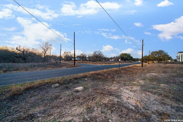 000 Copper Canyon, Elmendorf, TX 78112