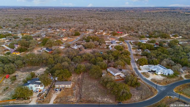000 Copper Canyon, Elmendorf, TX 78112