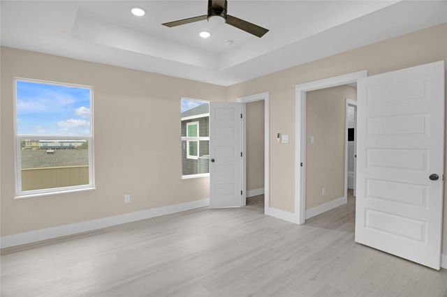 835 22nd Street, San Leon, TX 77539