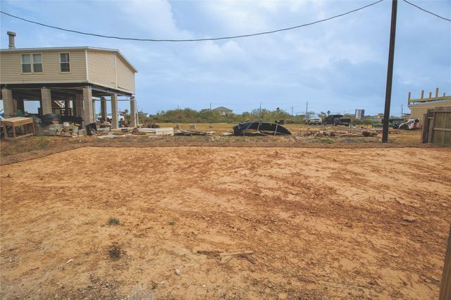 835 22nd Street, San Leon, TX 77539