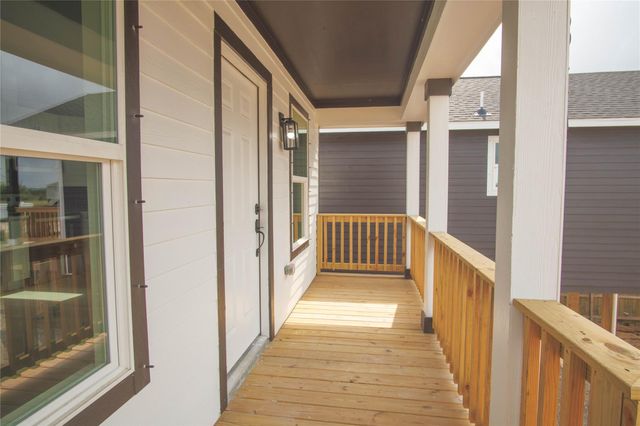 835 22nd Street, San Leon, TX 77539