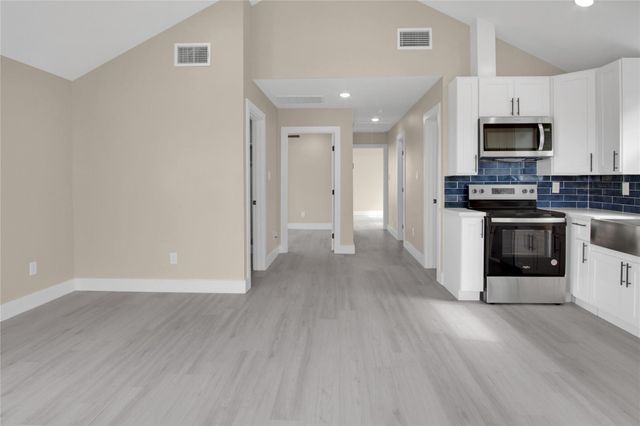 835 22nd Street, San Leon, TX 77539