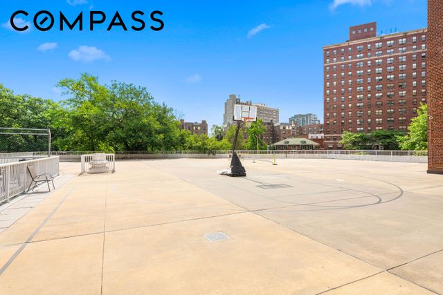 3725 Henry Hudson Parkway W # 2H, New York City, NY 10463