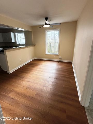 7408 Warrenton Hill Ct, Louisville, KY 40291