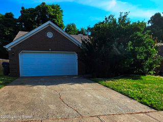 7408 Warrenton Hill Ct, Louisville, KY 40291