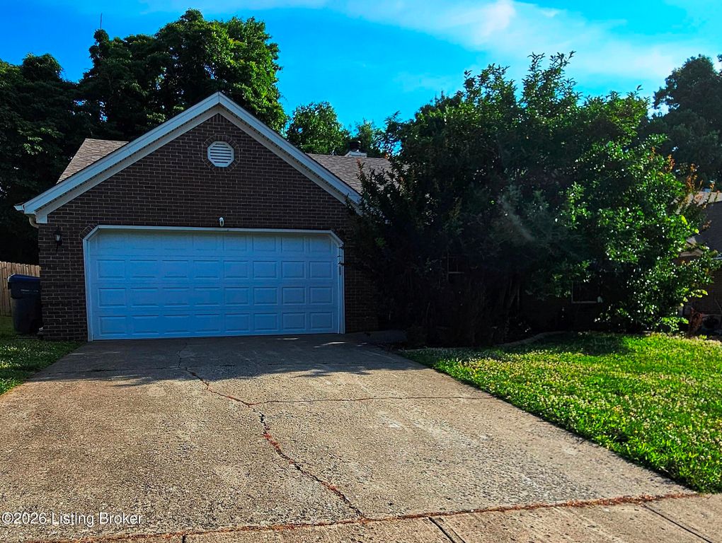 7408 Warrenton Hill Ct, Louisville, KY 40291