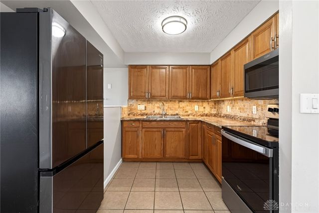 5929 Rosalie Road, Huber Heights, OH 45424