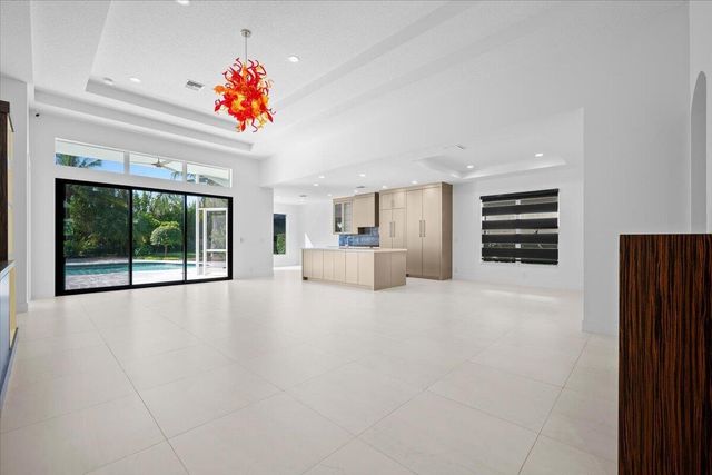 180 Carina Drive, Jupiter, FL 33478