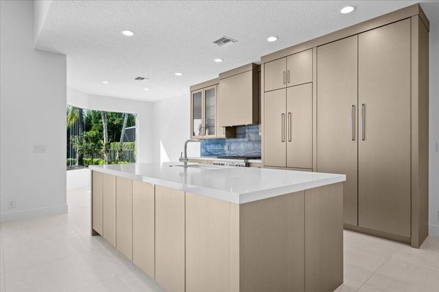180 Carina Drive, Jupiter, FL 33478