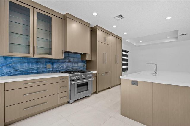 180 Carina Drive, Jupiter, FL 33478