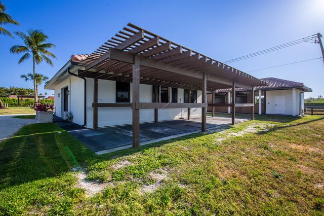 2184 Appaloosa Trail, Wellington, FL 33414