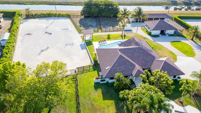 2184 Appaloosa Trail, Wellington, FL 33414