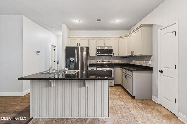 14086 Harley Drive, D'iberville, MS 39540