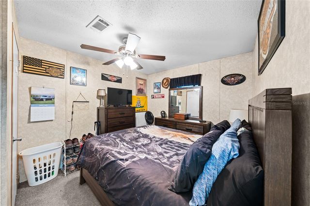21 NE 69TH COURT, Ocala, FL 34470