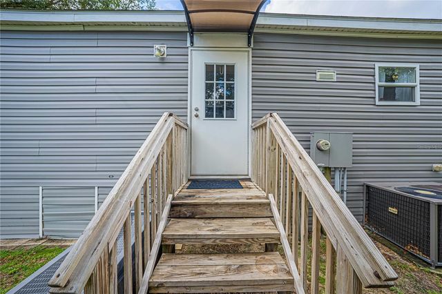 21 NE 69TH COURT, Ocala, FL 34470