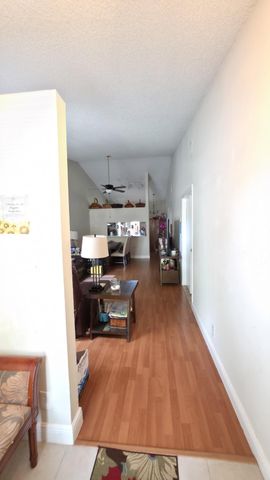 7922 NW 10th Street, Plantation, FL 33322