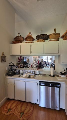 7922 NW 10th Street, Plantation, FL 33322