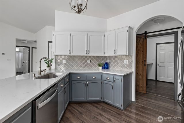 2060 SW 16th, Oak Harbor, WA 98277