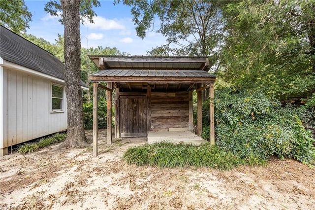 5700 Lake Brandt Road, Greensboro, NC 27455