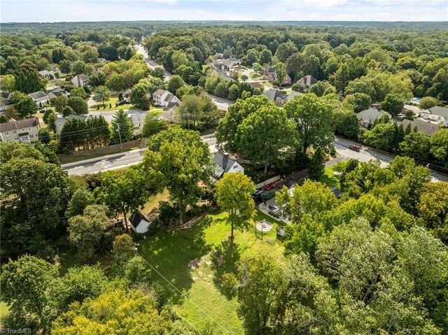 5700 Lake Brandt Road, Greensboro, NC 27455