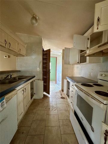 6780 NE 1ST PLACE, Ocala, FL 34470